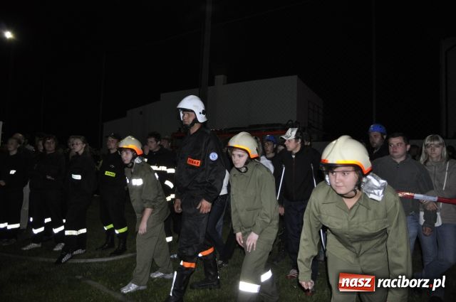 Zdjęcie w galerii na portalu naszraciborz.pl: Puchary dla Rudyszwałdu i Makowa wiadomości z regionu