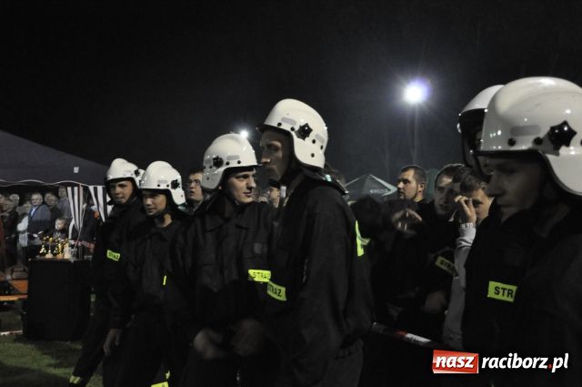 Zdjęcie w galerii na portalu naszraciborz.pl: Puchary dla Rudyszwałdu i Makowa wiadomości z regionu