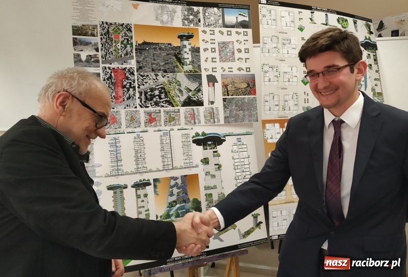 Zdjęcie w galerii na portalu naszraciborz.pl: Post War Tower. W Raciborzu powstał projekt wieżowca dla Aleppo  wiadomości z regionu