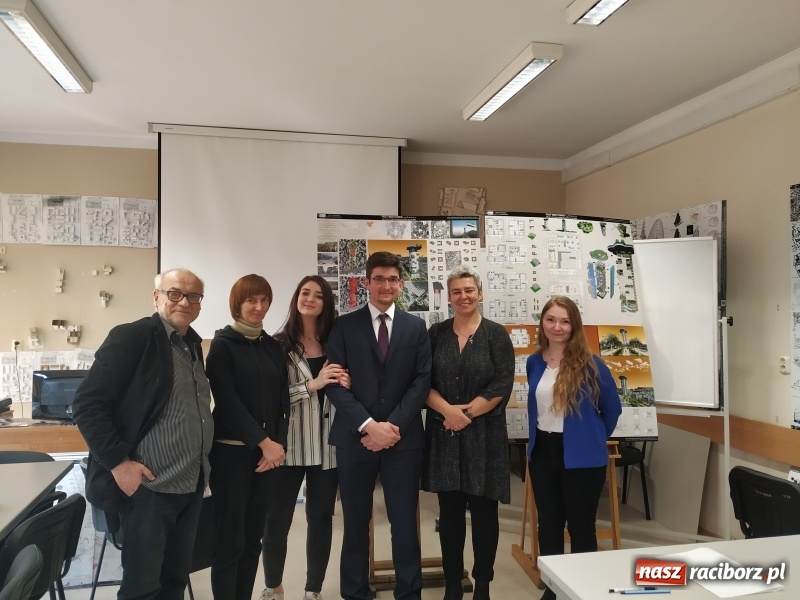 Zdjęcie w galerii na portalu naszraciborz.pl: Post War Tower. W Raciborzu powstał projekt wieżowca dla Aleppo  wiadomości z regionu