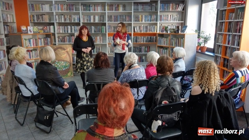 Zdjęcie w galerii na portalu naszraciborz.pl: Weronika Żymełka gościem biblioteki na Ostrogu  wiadomości z regionu