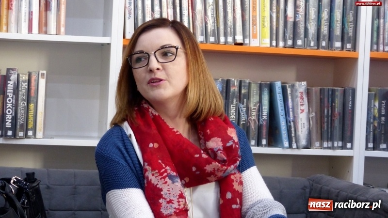 Zdjęcie w galerii na portalu naszraciborz.pl: Weronika Żymełka gościem biblioteki na Ostrogu  wiadomości z regionu