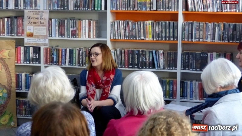 Zdjęcie w galerii na portalu naszraciborz.pl: Weronika Żymełka gościem biblioteki na Ostrogu  wiadomości z regionu