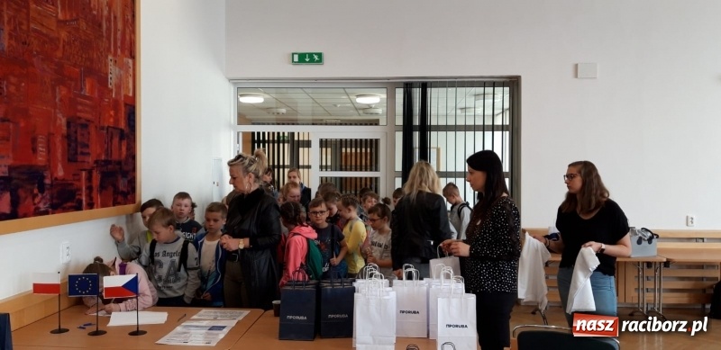 Zdjęcie w galerii na portalu naszraciborz.pl: Czeskie tradycje wielkanocne w wykonaniu raciborskich dzieci  wiadomości z regionu