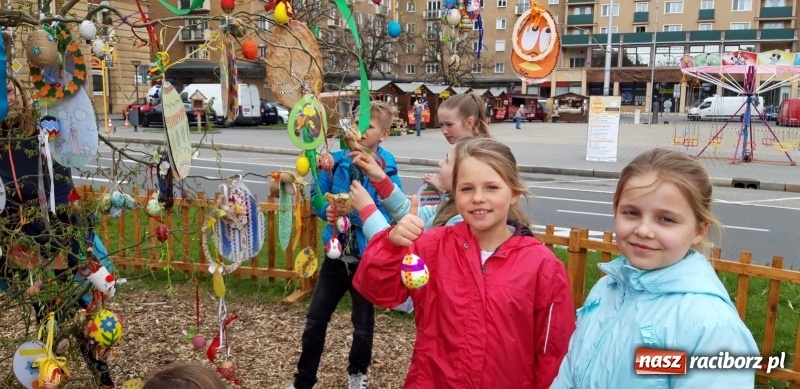 Zdjęcie w galerii na portalu naszraciborz.pl: Czeskie tradycje wielkanocne w wykonaniu raciborskich dzieci  wiadomości z regionu