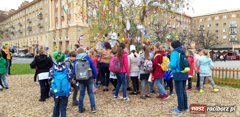 Zdjęcie w galerii na portalu naszraciborz.pl: Czeskie tradycje wielkanocne w wykonaniu raciborskich dzieci  wiadomości z regionu