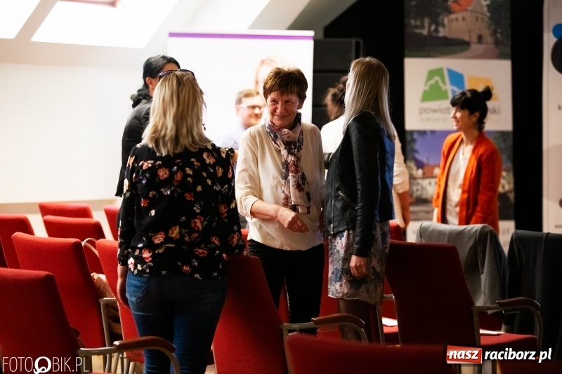 Zdjęcie w galerii na portalu naszraciborz.pl: Przebudzenie vol. 2. Era Nowych Kobiet na Zamku Piastowskim wiadomości z regionu