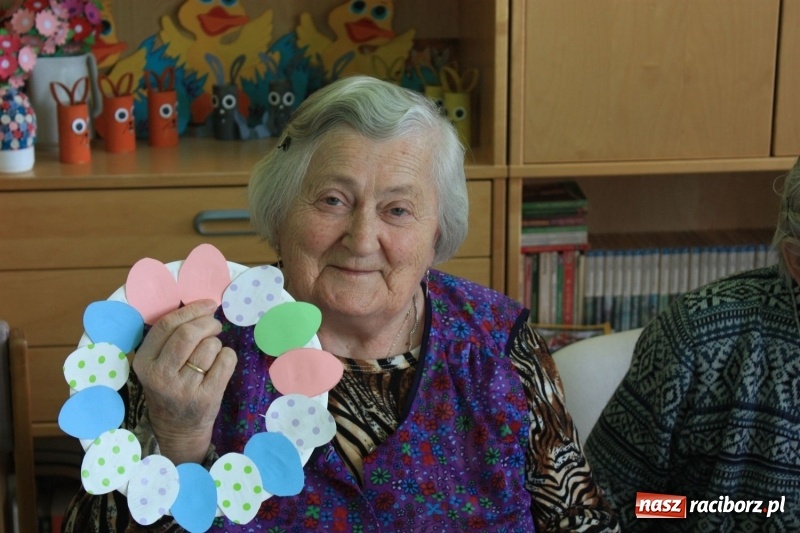 Zdjęcie w galerii na portalu naszraciborz.pl: Krzanowicki MOK organizuje czas wolny pacjentom wiadomości z regionu