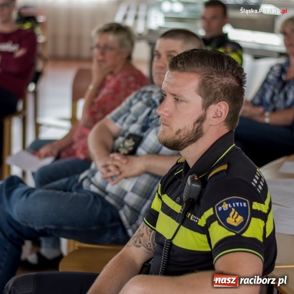 Zdjęcie w galerii na portalu naszraciborz.pl: Praca w Holandii pod lupą śląskiej policji. NIE dla pracy przymusowej! [SONDA] wiadomości z regionu