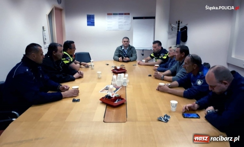 Zdjęcie w galerii na portalu naszraciborz.pl: Praca w Holandii pod lupą śląskiej policji. NIE dla pracy przymusowej! [SONDA] wiadomości z regionu