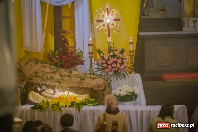 Zdjęcie w galerii na portalu naszraciborz.pl: Krzyż jest tronem miłosierdzia [FOTO] wiadomości z regionu
