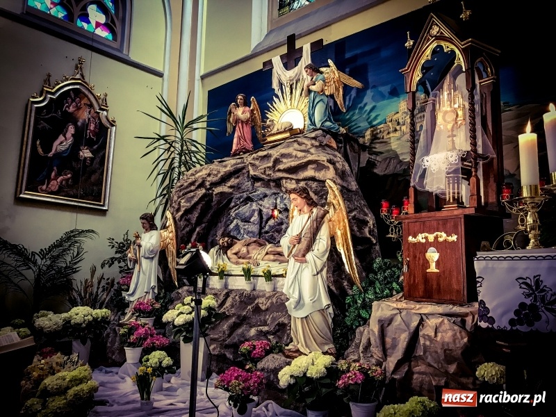 Zdjęcie w galerii na portalu naszraciborz.pl: Dekret biskupa opolskiego o przebiegu Wielkiego Tygodnia. Od Wielkanocy 50 osób w kościele wiadomości z regionu