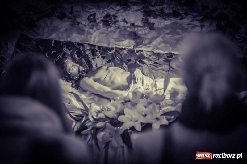 Zdjęcie w galerii na portalu naszraciborz.pl: Dekret biskupa opolskiego o przebiegu Wielkiego Tygodnia. Od Wielkanocy 50 osób w kościele wiadomości z regionu