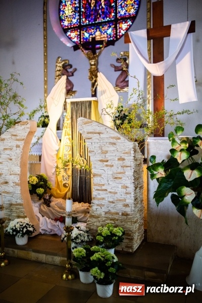 Zdjęcie w galerii na portalu naszraciborz.pl: Dekret biskupa opolskiego o przebiegu Wielkiego Tygodnia. Od Wielkanocy 50 osób w kościele wiadomości z regionu
