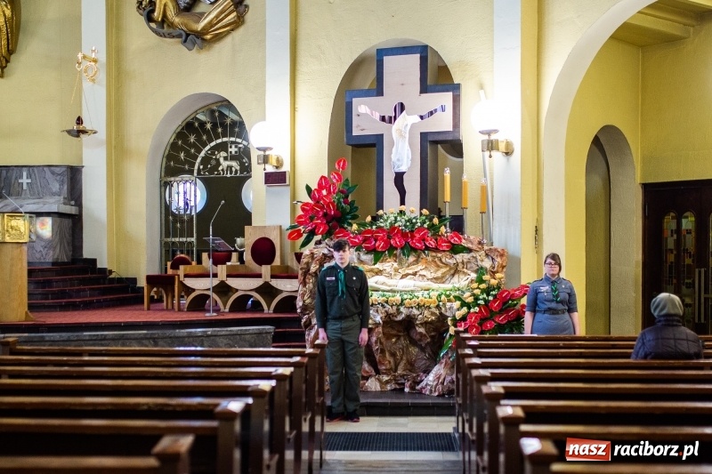 Zdjęcie w galerii na portalu naszraciborz.pl: Dekret biskupa opolskiego o przebiegu Wielkiego Tygodnia. Od Wielkanocy 50 osób w kościele wiadomości z regionu