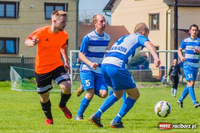 Zdjęcie w galerii na portalu naszraciborz.pl: A klasa. Zwycięska Wielka Sobota Studziennej wiadomości z regionu