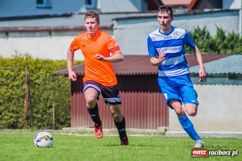 Zdjęcie w galerii na portalu naszraciborz.pl: A klasa. Zwycięska Wielka Sobota Studziennej wiadomości z regionu