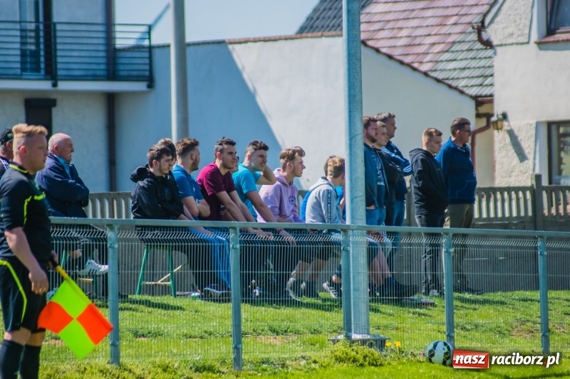 Zdjęcie w galerii na portalu naszraciborz.pl: A klasa. Zwycięska Wielka Sobota Studziennej wiadomości z regionu