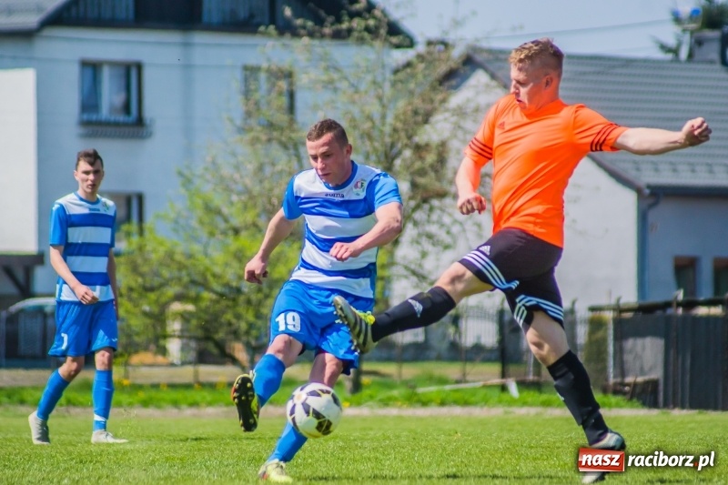 Zdjęcie w galerii na portalu naszraciborz.pl: A klasa. Zwycięska Wielka Sobota Studziennej wiadomości z regionu