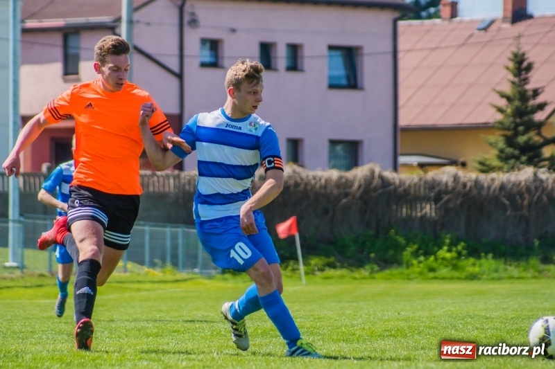 Zdjęcie w galerii na portalu naszraciborz.pl: A klasa. Zwycięska Wielka Sobota Studziennej wiadomości z regionu