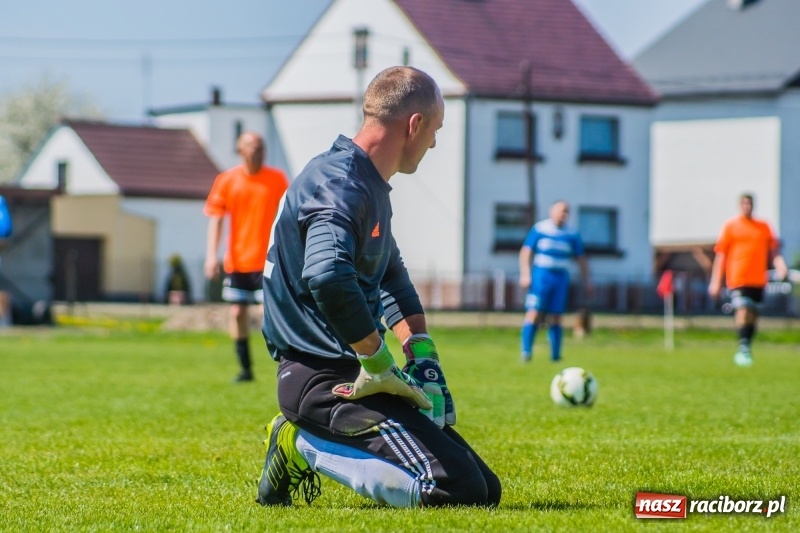 Zdjęcie w galerii na portalu naszraciborz.pl: A klasa. Zwycięska Wielka Sobota Studziennej wiadomości z regionu