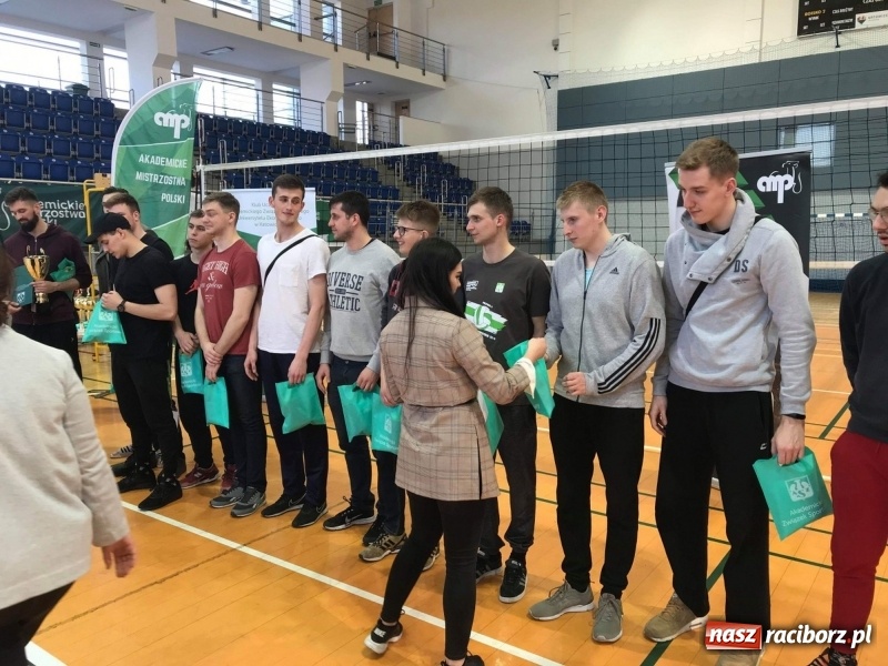 Zdjęcie w galerii na portalu naszraciborz.pl: Akademicy z PWSZ szykują się do turnieju finałowego MP  wiadomości z regionu