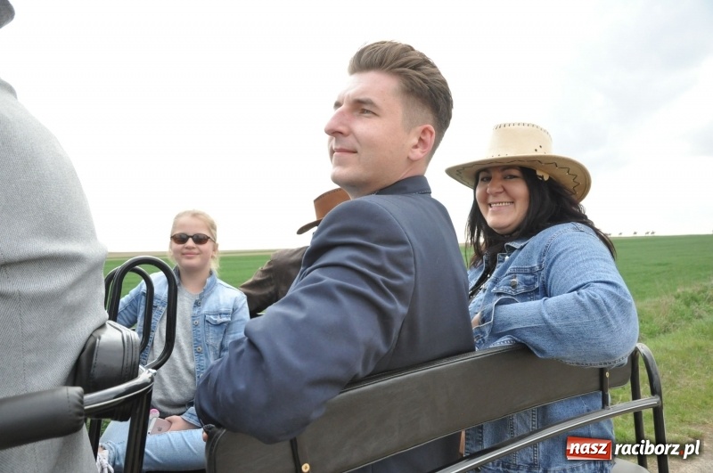 Zdjęcie w galerii na portalu naszraciborz.pl: Rekordowa liczba koni w Bieńkowicach [FOTO i WIDEO] wiadomości z regionu