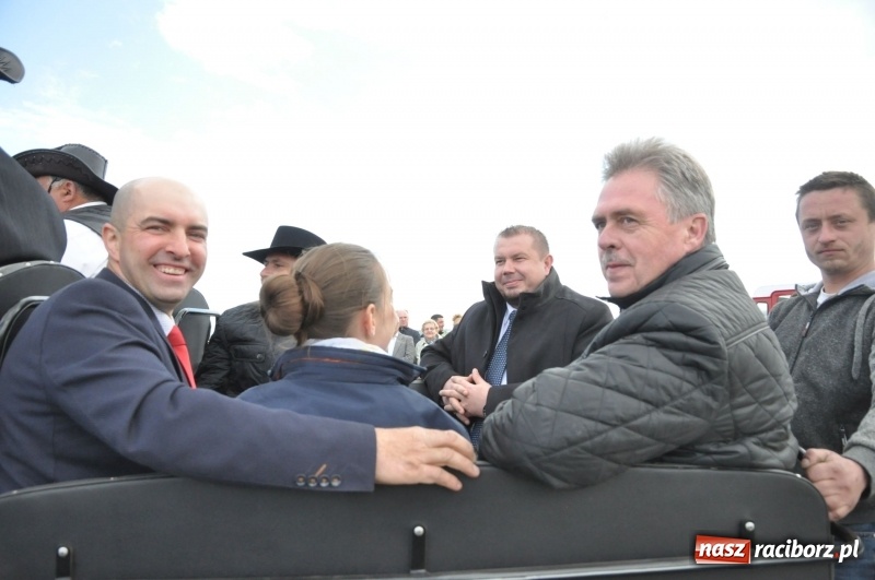 Zdjęcie w galerii na portalu naszraciborz.pl: Rekordowa liczba koni w Bieńkowicach [FOTO i WIDEO] wiadomości z regionu