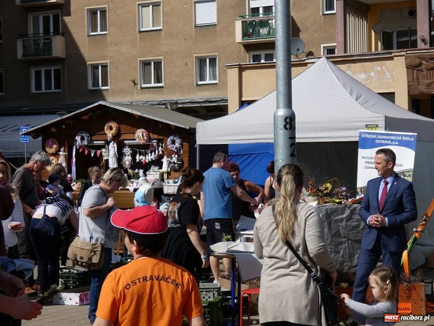 Zdjęcie w galerii na portalu naszraciborz.pl: Polak i Czech dwa bratanki. Prezydent otwierał jarmark w Ostrawie wiadomości z regionu