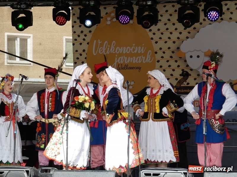 Zdjęcie w galerii na portalu naszraciborz.pl: Polak i Czech dwa bratanki. Prezydent otwierał jarmark w Ostrawie wiadomości z regionu