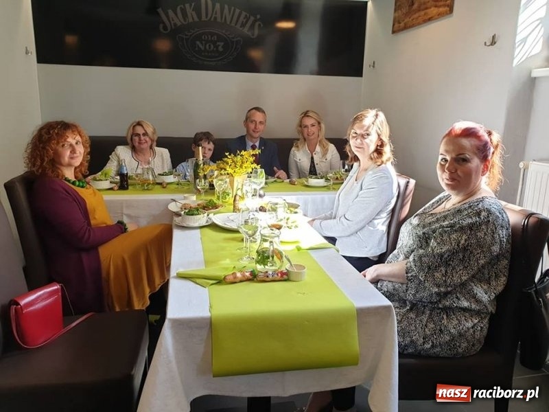 Zdjęcie w galerii na portalu naszraciborz.pl: Polak i Czech dwa bratanki. Prezydent otwierał jarmark w Ostrawie wiadomości z regionu