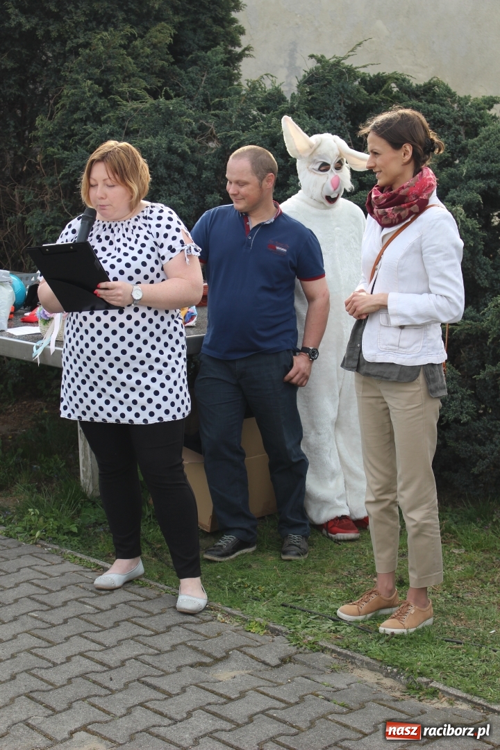 Zdjęcie w galerii na portalu naszraciborz.pl: W Babicach zorganizowali świąteczny bieg kelnera wiadomości z regionu