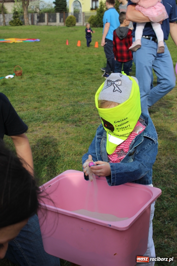 Zdjęcie w galerii na portalu naszraciborz.pl: W Babicach zorganizowali świąteczny bieg kelnera wiadomości z regionu