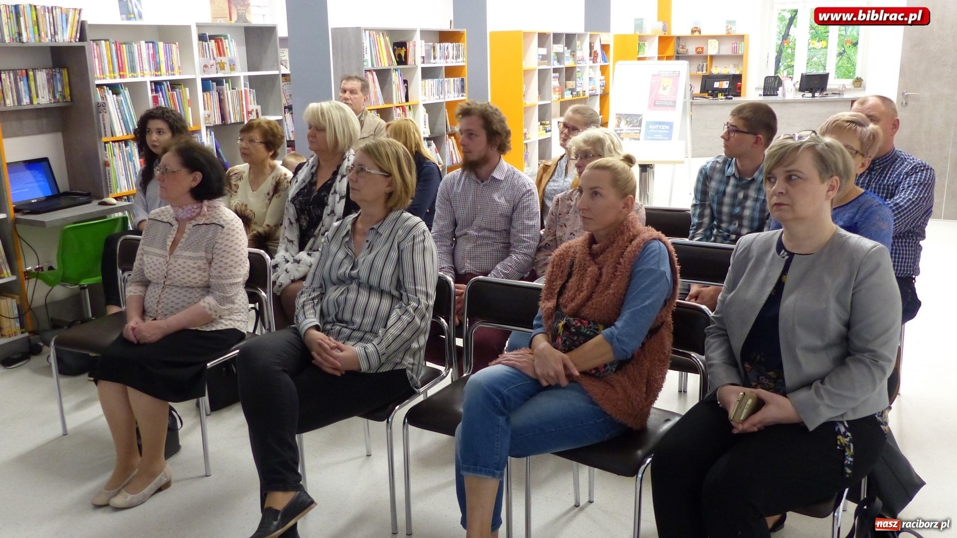 Zdjęcie w galerii na portalu naszraciborz.pl: Autyzm – wiem i rozumiem. Nowa wystawa w raciborskiej bibliotece wiadomości z regionu