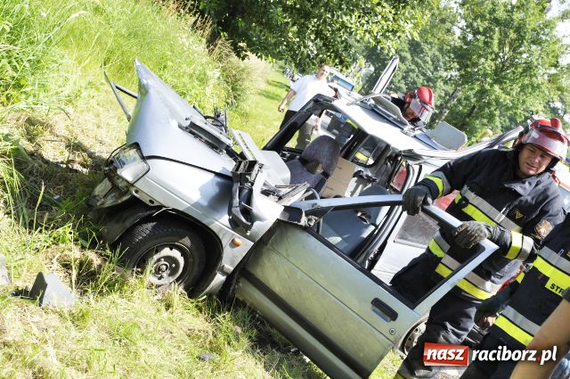 Zdjęcie w galerii na portalu naszraciborz.pl: Groźny wypadek w Babicach wiadomości z regionu