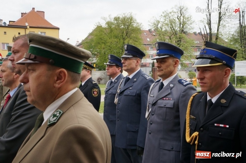 Zdjęcie w galerii na portalu naszraciborz.pl: Śląscy pogranicznicy uczcili pamięć ofiar katyńskich  wiadomości z regionu