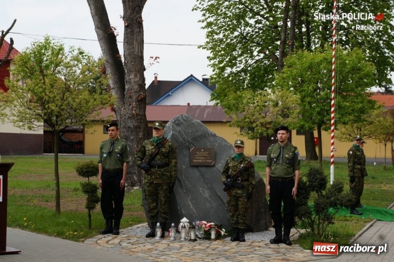 Zdjęcie w galerii na portalu naszraciborz.pl: Śląscy pogranicznicy uczcili pamięć ofiar katyńskich  wiadomości z regionu
