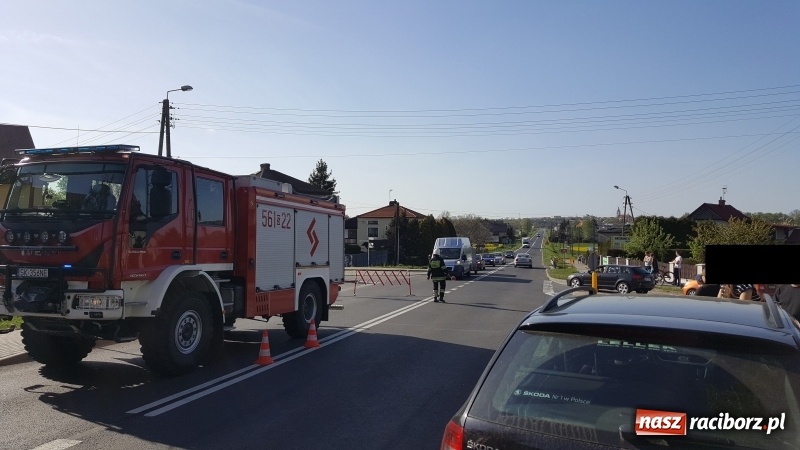 Zdjęcie w galerii na portalu naszraciborz.pl: Stan rannej 17-latki z Tworkowa stabilny. Policja wyjaśnia przyczyny wypadku  wiadomości z regionu