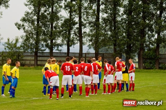 Zdjęcie w galerii na portalu naszraciborz.pl: Kogo wpuścimy? Cyrk w C-klasie wiadomości z regionu