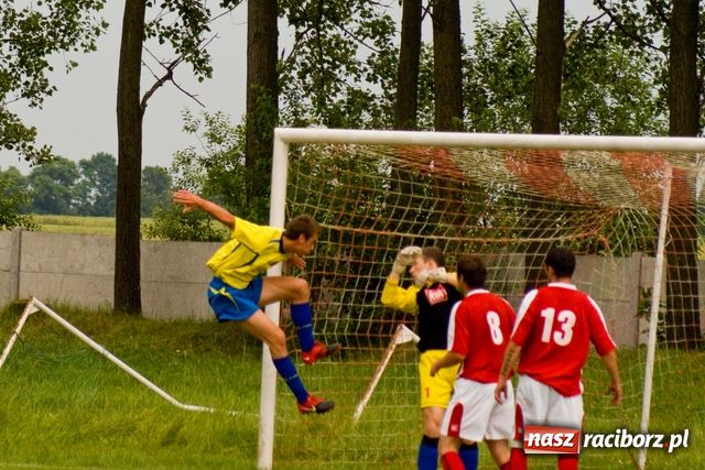 Zdjęcie w galerii na portalu naszraciborz.pl: Kogo wpuścimy? Cyrk w C-klasie wiadomości z regionu