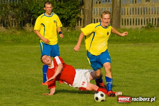 Zdjęcie w galerii na portalu naszraciborz.pl: Kogo wpuścimy? Cyrk w C-klasie wiadomości z regionu