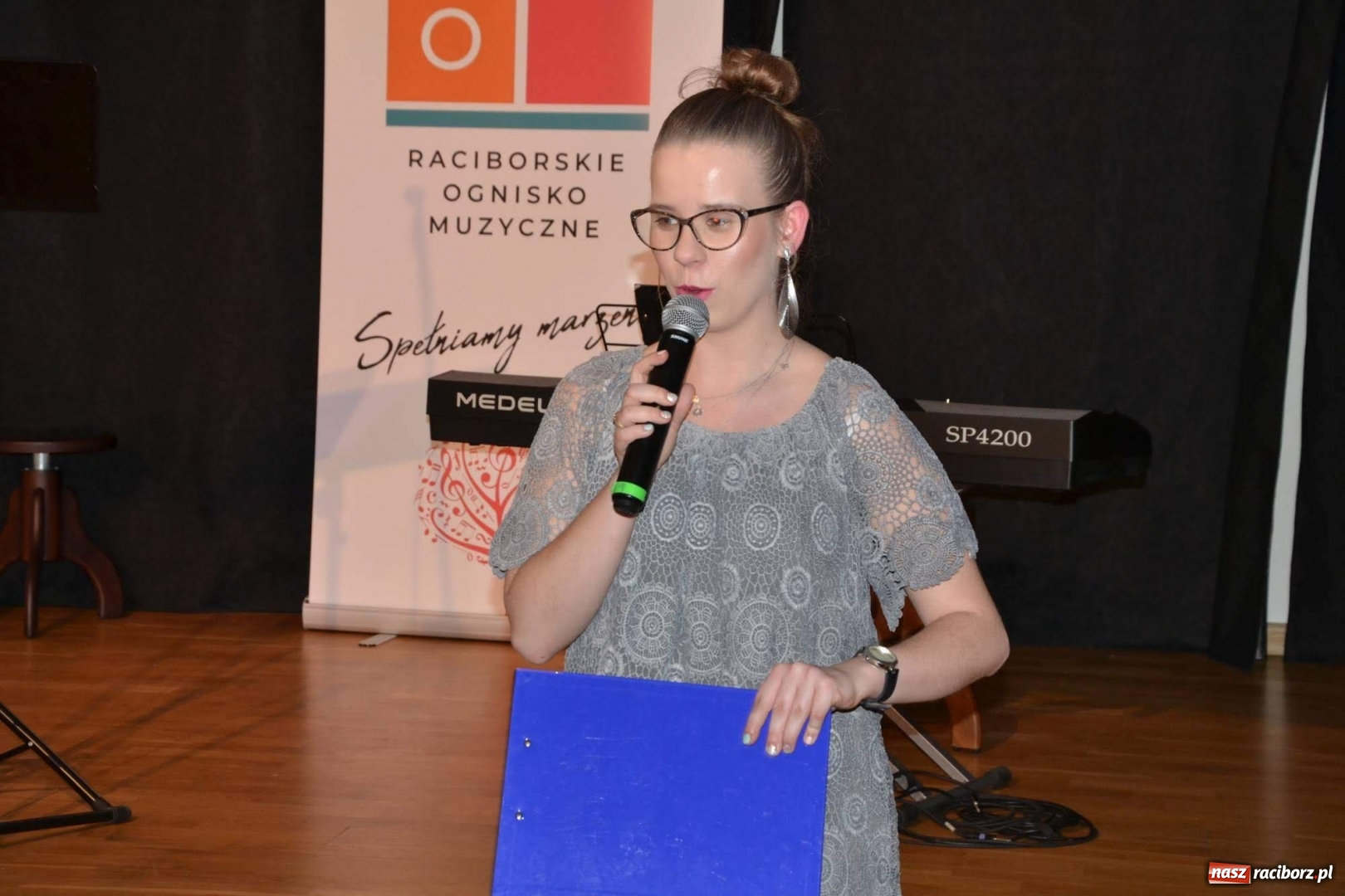 Zdjęcie w galerii na portalu naszraciborz.pl: Młodzi muzycy koncertowali w dawnej siedzibie Piastów wiadomości z regionu