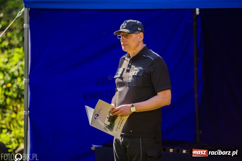 Zdjęcie w galerii na portalu naszraciborz.pl: Turniej strzelecki o puchar Dyrektora Zakładu Karnego w Raciborzu. Starosta lepszy od komendantów [FOTO i WIDEO] wiadomości z regionu