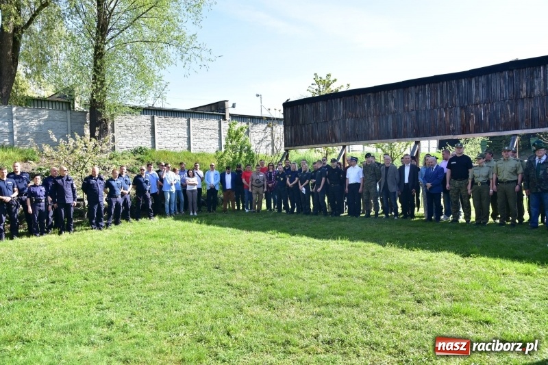 Zdjęcie w galerii na portalu naszraciborz.pl: Turniej strzelecki o puchar Dyrektora Zakładu Karnego w Raciborzu. Starosta lepszy od komendantów [FOTO i WIDEO] wiadomości z regionu