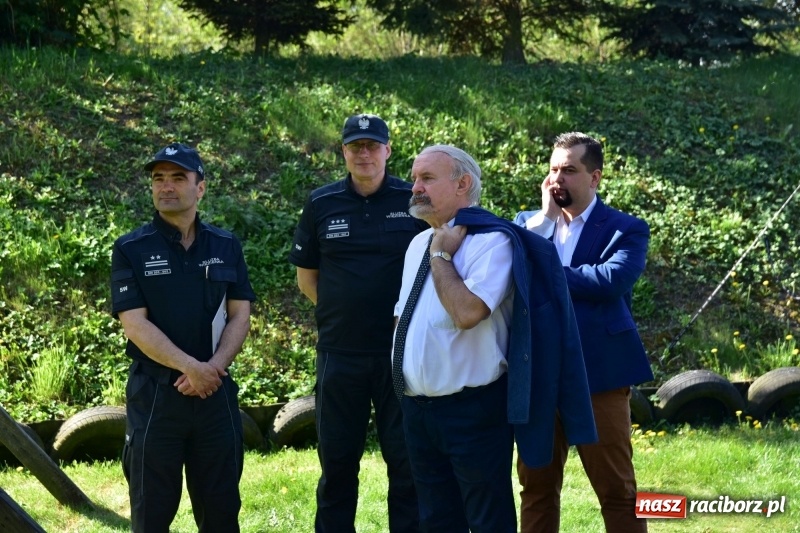 Zdjęcie w galerii na portalu naszraciborz.pl: Turniej strzelecki o puchar Dyrektora Zakładu Karnego w Raciborzu. Starosta lepszy od komendantów [FOTO i WIDEO] wiadomości z regionu