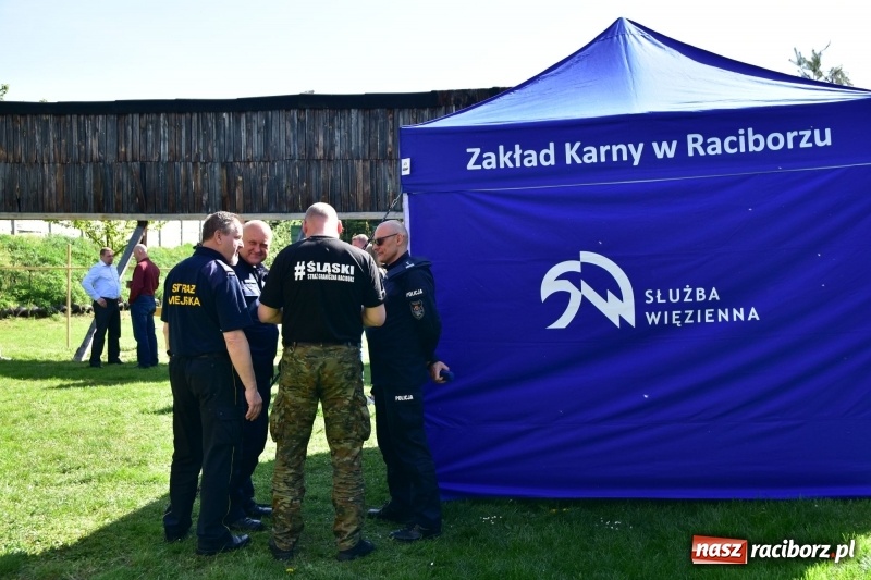 Zdjęcie w galerii na portalu naszraciborz.pl: Turniej strzelecki o puchar Dyrektora Zakładu Karnego w Raciborzu. Starosta lepszy od komendantów [FOTO i WIDEO] wiadomości z regionu