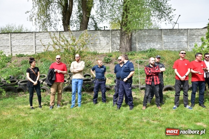 Zdjęcie w galerii na portalu naszraciborz.pl: Turniej strzelecki o puchar Dyrektora Zakładu Karnego w Raciborzu. Starosta lepszy od komendantów [FOTO i WIDEO] wiadomości z regionu