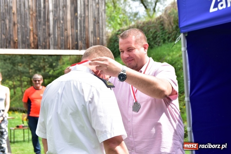 Zdjęcie w galerii na portalu naszraciborz.pl: Turniej strzelecki o puchar Dyrektora Zakładu Karnego w Raciborzu. Starosta lepszy od komendantów [FOTO i WIDEO] wiadomości z regionu