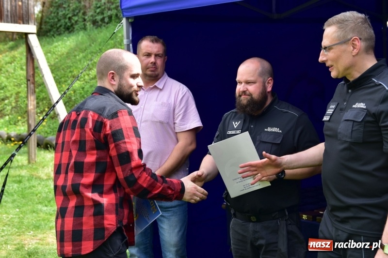 Zdjęcie w galerii na portalu naszraciborz.pl: Turniej strzelecki o puchar Dyrektora Zakładu Karnego w Raciborzu. Starosta lepszy od komendantów [FOTO i WIDEO] wiadomości z regionu