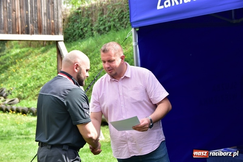 Zdjęcie w galerii na portalu naszraciborz.pl: Turniej strzelecki o puchar Dyrektora Zakładu Karnego w Raciborzu. Starosta lepszy od komendantów [FOTO i WIDEO] wiadomości z regionu